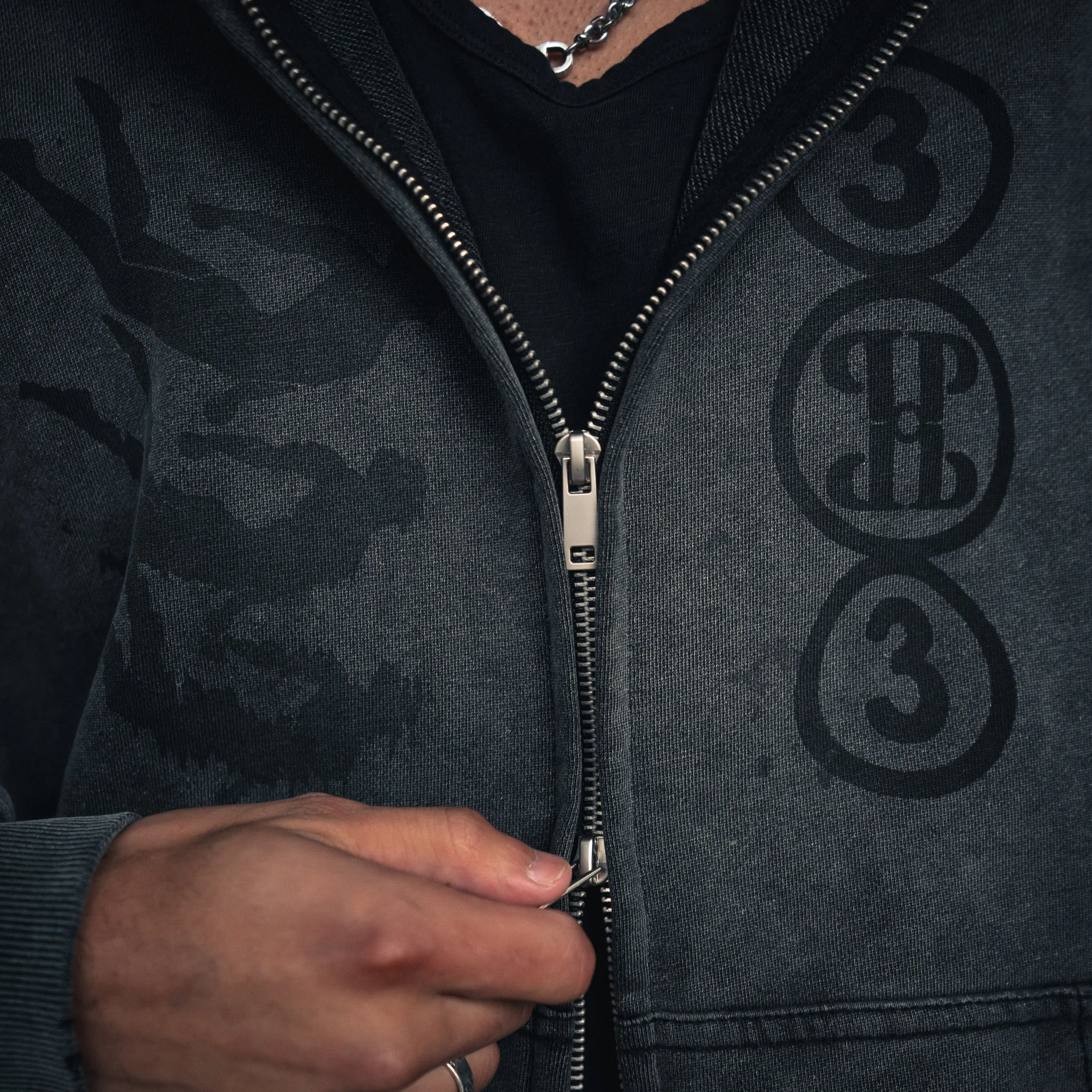 333 Ascend Sweater - Image 2