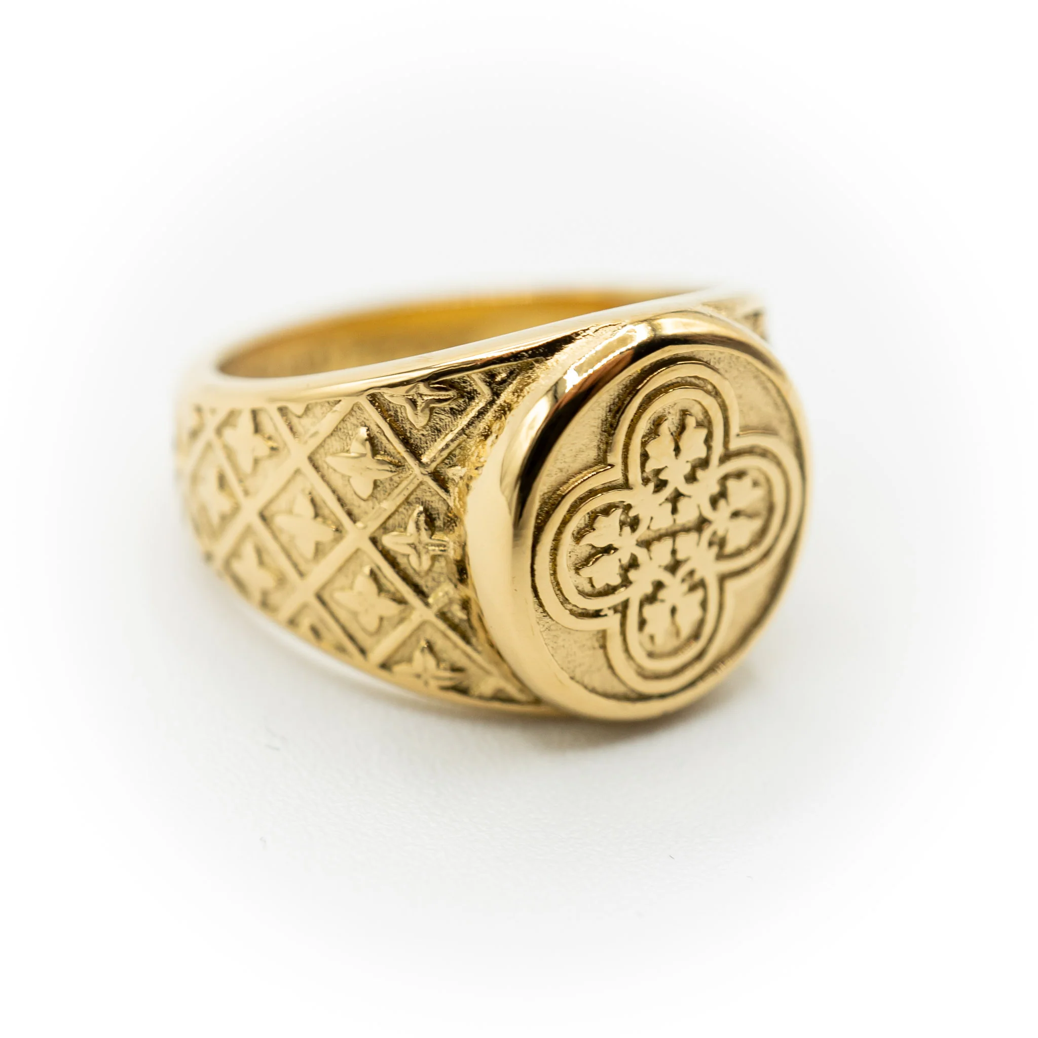 Unseen Beauty Ring GLD